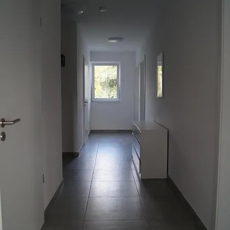 Freundliche In Senne Apartment
